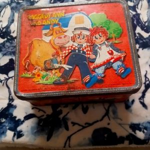Raggedy Andy lunch box